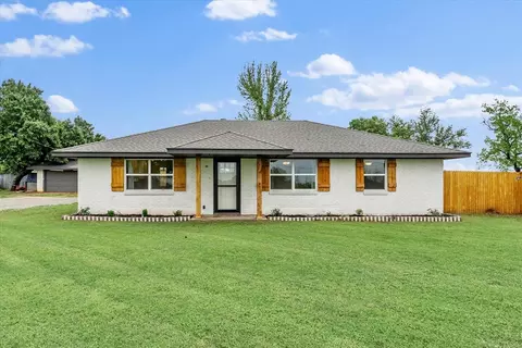 3500 S Pine St, Guthrie, OK 73044