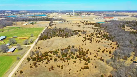 E Coplin Street, Okemah, OK 74859