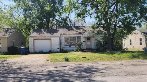 607 E 7th Ave, Stillwater, OK 74074