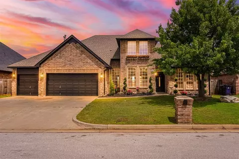 8833 NW 121st Ter, Oklahoma City, OK 73162
