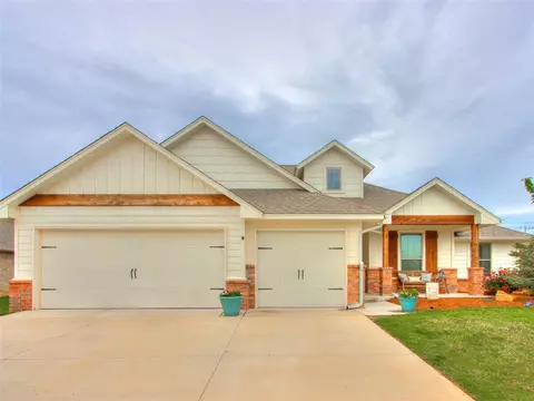 10108 NW 141st Cir, Yukon, OK 73099