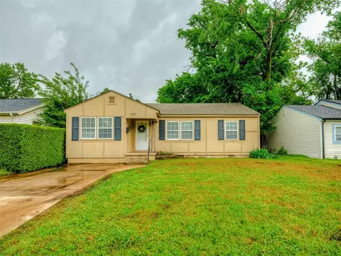 907 Dakota St, Norman, OK 73069