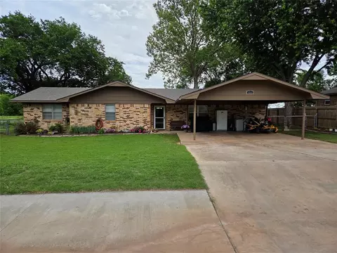 1331 Gross Dr, Maysville, OK 73057