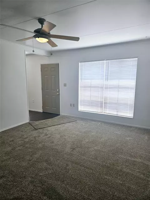 613 Mars St, Altus, OK 73521 photo 3