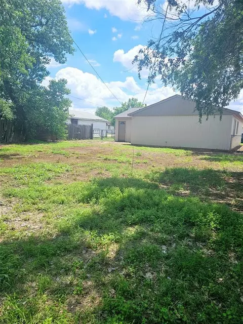 613 Mars St, Altus, OK 73521 photo 16