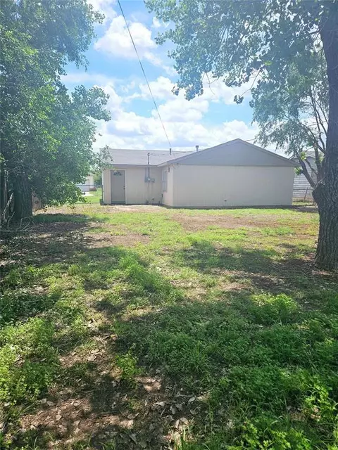 613 Mars St, Altus, OK 73521 photo 15