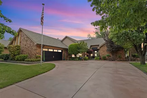 10808 Lakeridge, Oklahoma City, OK 73170