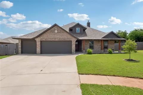 1832 W Blake Court Way, Mustang, OK 73064