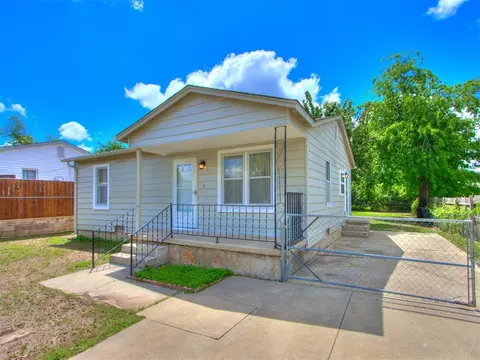 6120 NW 57th St, Warr Acres, OK 73122