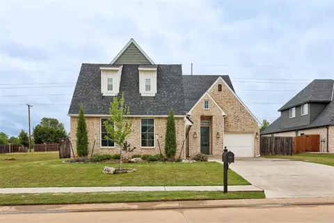 1401 Paseo Bridge Ct, Edmond, OK 73034