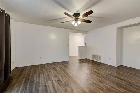 1909 SE 12th St, Moore, OK 73160 photo 8