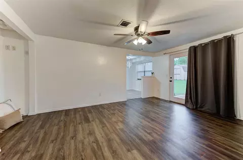 1909 SE 12th St, Moore, OK 73160 photo 5