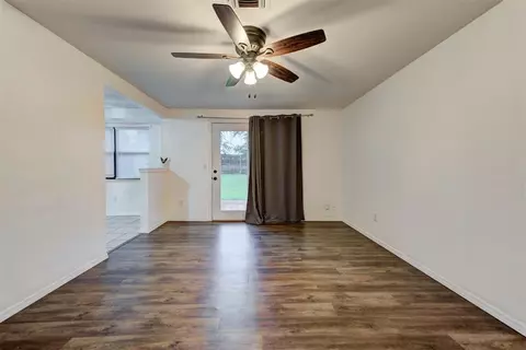 1909 SE 12th St, Moore, OK 73160 photo 6