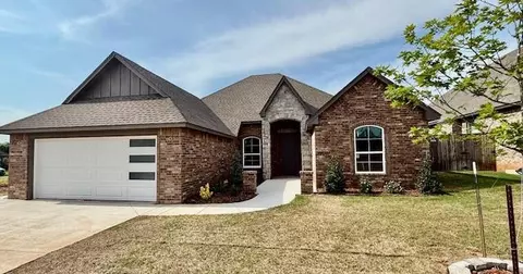 7225 NW 152nd St, Edmond, OK 73013