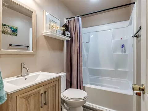 1223 E Warner Ave, Guthrie, OK 73044 photo 21