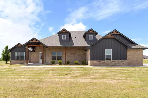 1094 County Street 2958, Tuttle, OK 73089