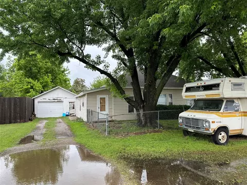203 N State St, Jones, OK 73049 photo 4