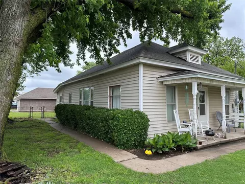 203 N State St, Jones, OK 73049 photo 2