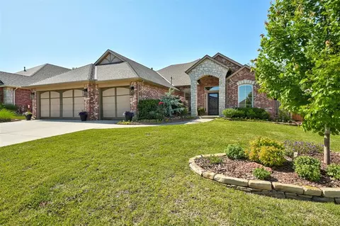 804 NW 194th Ter, Edmond, OK 73012