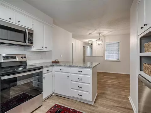 7621 NW 28th St, Bethany, OK 73008 photo 10