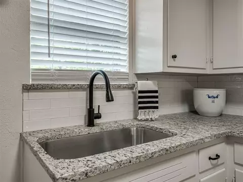 7621 NW 28th St, Bethany, OK 73008 photo 8
