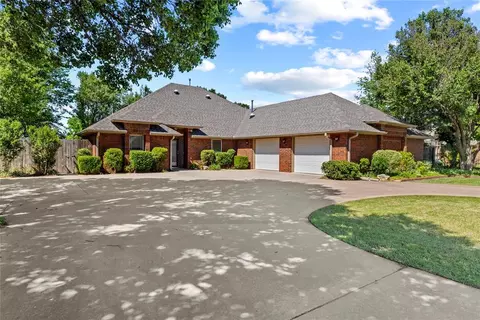 2001 Saber Ln, Weatherford, OK 73096