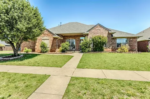 16616 Cordillera Way, Edmond, OK 73012