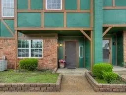 2624 N Ann Arbor St #106, Oklahoma City, OK 73127