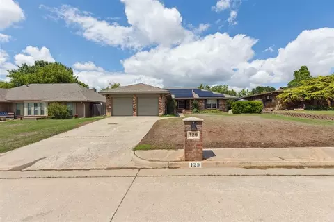 129 W Parkland Dr, Yukon, OK 73099