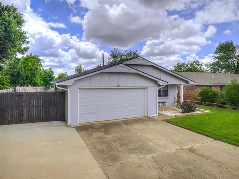 316 E 29th St, Edmond, OK 73013 photo 3