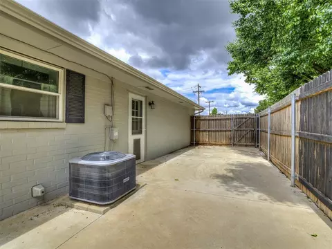 316 E 29th St, Edmond, OK 73013 photo 5