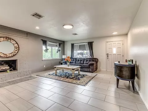 316 E 29th St, Edmond, OK 73013 photo 8