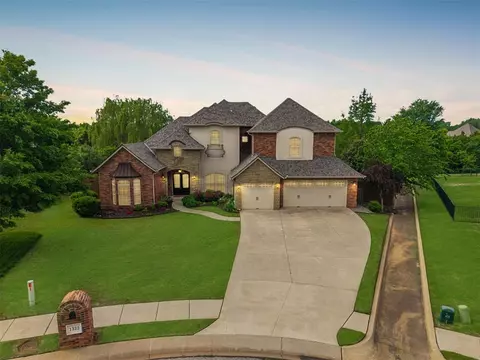 1332 Glen Cove Dr, Edmond, OK 73003
