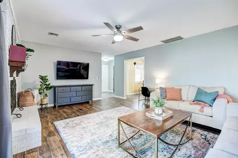 625 E 28th St, Edmond, OK 73013