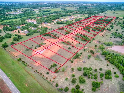1221 Twin Oaks Dr, Blanchard, OK 73010