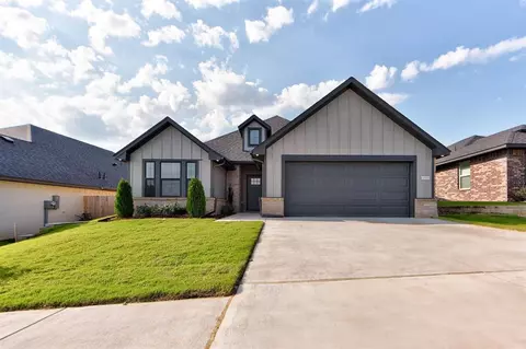 4908 Sand Lily Ln, Edmond, OK 73034