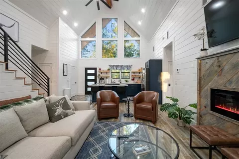 48 Cedar Hills Trl, Broken Bow, OK 74728