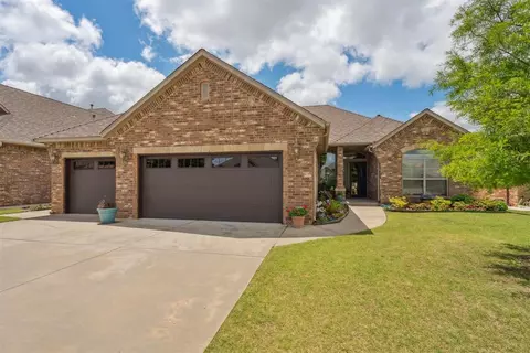 12812 NW 6th St, Yukon, OK 73099