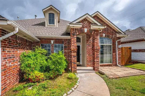 2105 SW 124th St, Oklahoma City, OK 73170