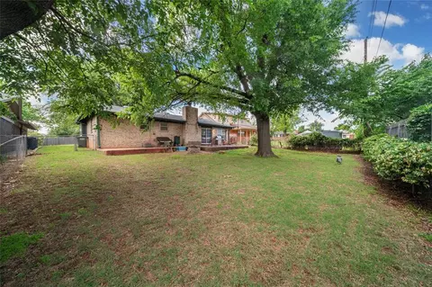 2606 Michael Dr, Edmond, OK 73013 photo 21