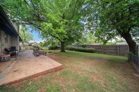 2606 Michael Dr, Edmond, OK 73013 photo 18