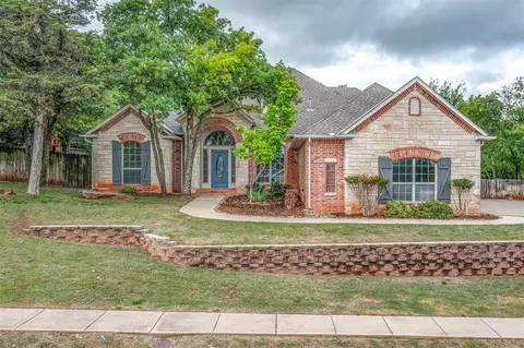 3717 Derby Run Dr, Edmond, OK 73034