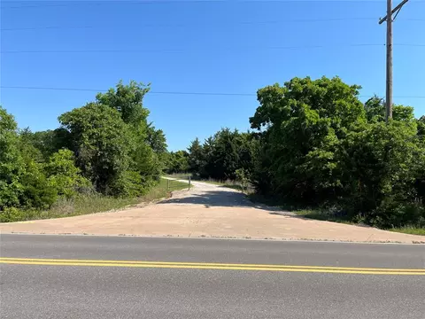 6725 E Coffee Creek Rd, Edmond, OK 73034