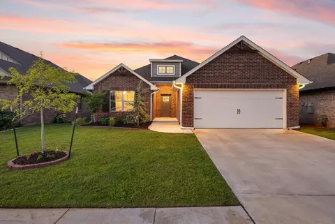 9117 NW 123rd St, Yukon, OK 73099