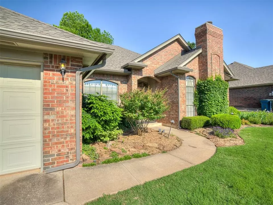 709 Concord Cir, Edmond, OK 73003 photo 41