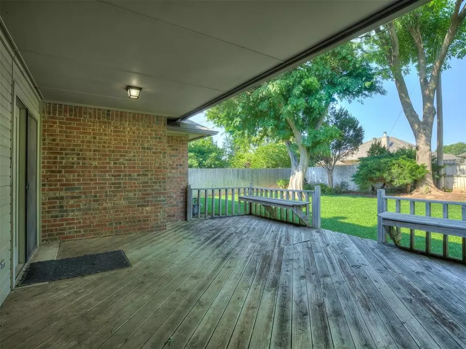  709 Concord Cir, Edmond, OK 73003 photo 29