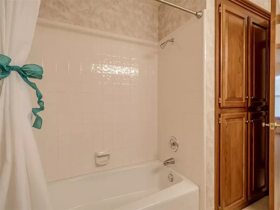  709 Concord Cir, Edmond, OK 73003 photo 23