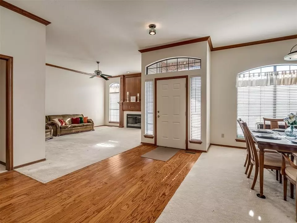  709 Concord Cir, Edmond, OK 73003 photo 3