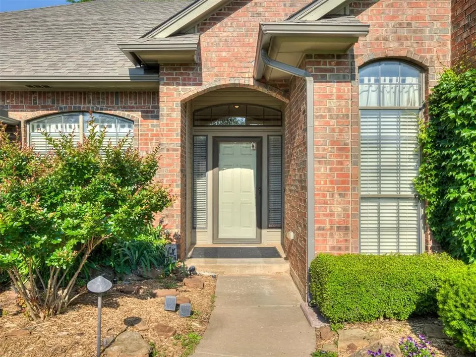  709 Concord Cir, Edmond, OK 73003 photo 40