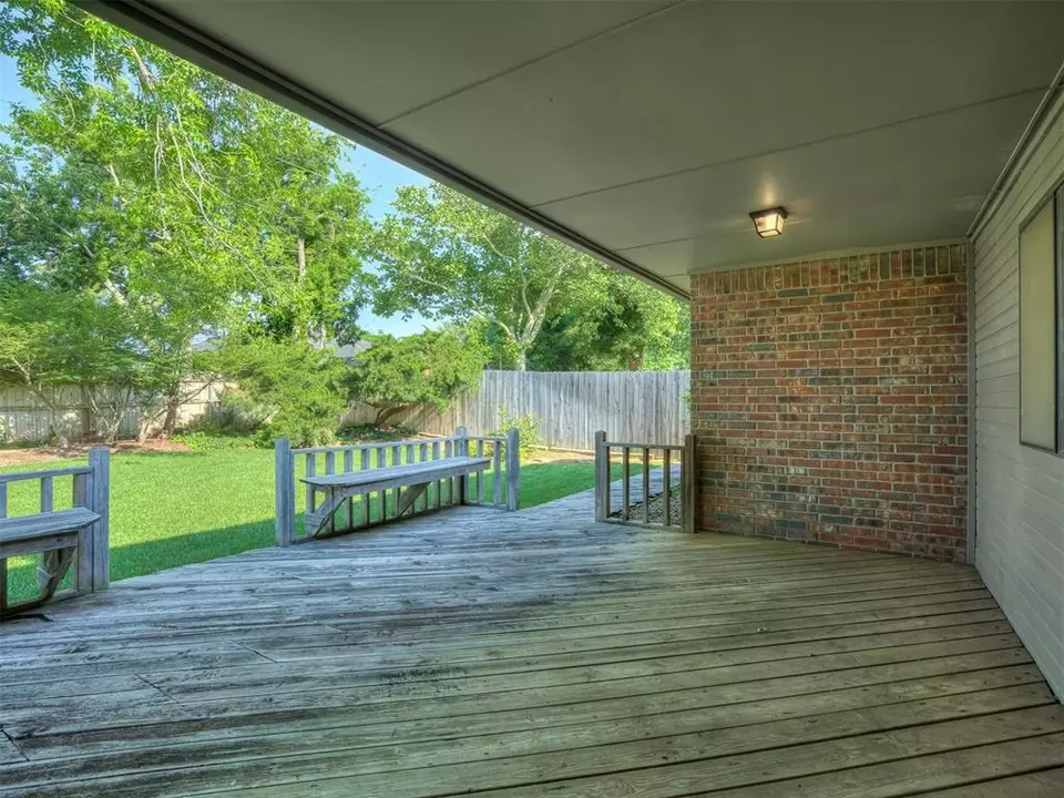  709 Concord Cir, Edmond, OK 73003 photo 28